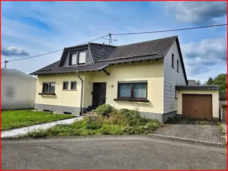 Einfamilienhaus in gemütlicher Ortsrandlage