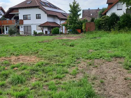 Grundstück in Urmitz: Seltene Gelegenheit in neuem Baugebiet