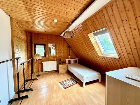 Schlafzimmer Schlafzimmer - Mehrfamilienhaus in 56077 Koblenz mit 150m² kaufen