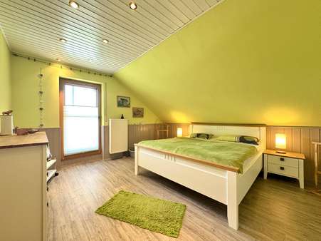 Schlafzimmer - Einfamilienhaus in 56332 Lehmen mit 109m² kaufen