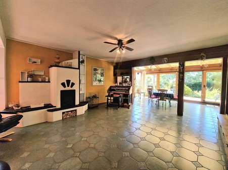 Wohn- und Esszimmer mit Wintergarten Wohn- und Esszimmer mit Wintergarten - Einfamilienhaus in 56220 Kaltenengers mit 108m² kaufen