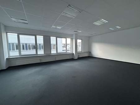 null - Büro in 56068 Koblenz mit 427m² mieten