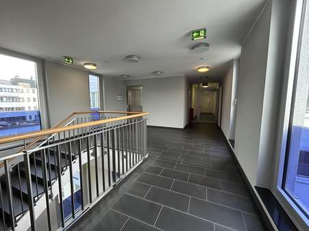 Treppenhaus - Büro in 56068 Koblenz mit 625m² mieten