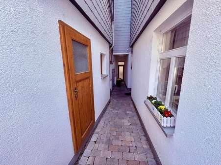Eingang - Einfamilienhaus in 56321 Rhens mit 147m² kaufen
