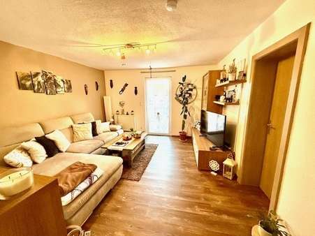 Wohnzimmer - Einfamilienhaus in 56299 Ochtendung mit 100m² kaufen
