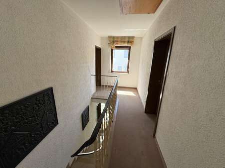 Flur OG Flur OG - Einfamilienhaus in 56077 Koblenz mit 90m² kaufen