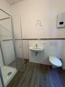 Badezimmer - Mehrfamilienhaus in 56179 Vallendar mit 198m² kaufen