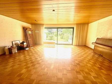Wohnzimmer - Reihenmittelhaus in 56077 Koblenz mit 150m² kaufen