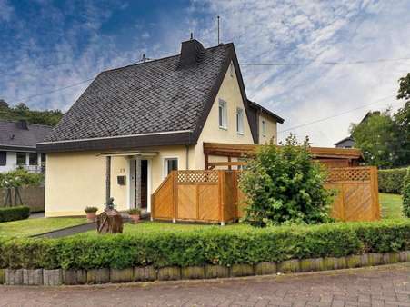 Einfamilienhaus in 56072 Koblenz mit 170m² kaufen
