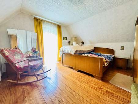 OG_Schlafzimmer vorne OG_Schlafzimmer vorne - Einfamilienhaus in 56130 Bad Ems mit 86m² kaufen
