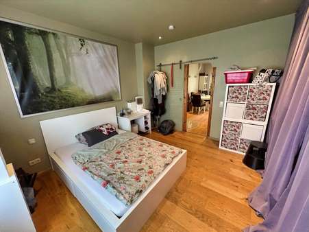 Schlafzimmer - Erdgeschosswohnung in 56112 Lahnstein mit 90m² kaufen