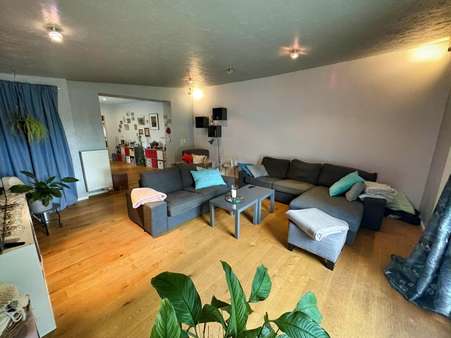 Wohnzimmer - Erdgeschosswohnung in 56112 Lahnstein mit 90m² kaufen