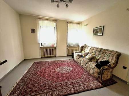 Zimmer Erdgeschoss Zimmer Erdgeschoss - Einfamilienhaus in 56070 Koblenz mit 120m² kaufen