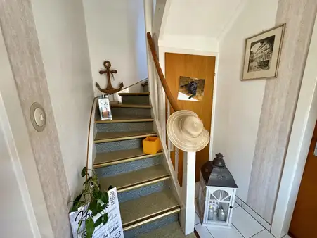 Großzügige Wohnung auf zwei Etagen mit Balkon und Garage in ansprechender Lage!