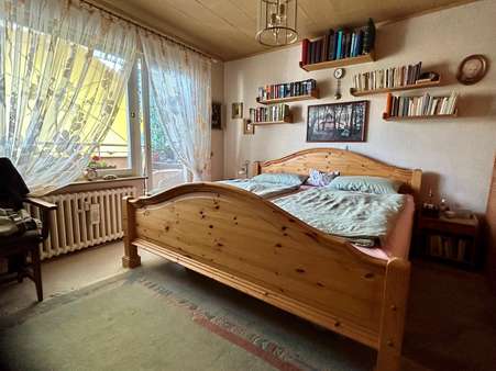 Schlafzimmer - Etagenwohnung in 56072 Koblenz, Metternich mit 85m² kaufen