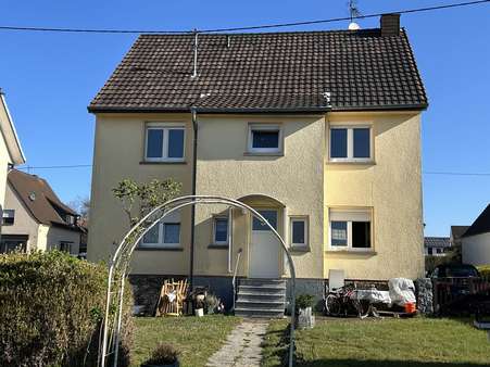 Rückansicht Rückansicht - Zweifamilienhaus in 57635 Weyerbusch mit 150m² kaufen