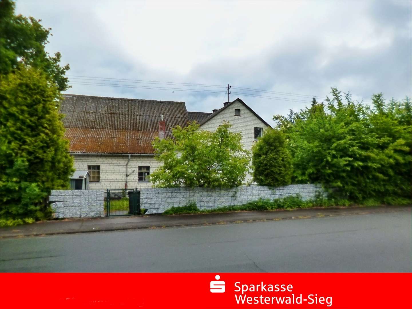 Straßenansicht - Einfamilienhaus in 57644 Hattert mit 110m² kaufen