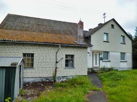 Vorderansicht - Einfamilienhaus in 57644 Hattert mit 110m² kaufen
