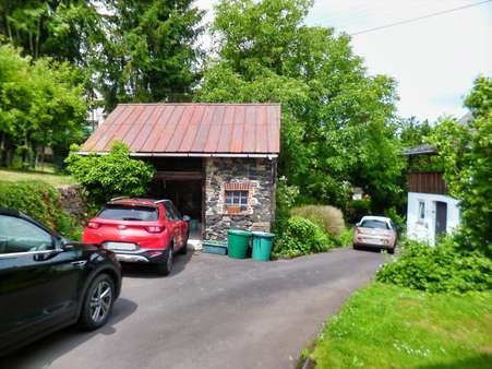 Zufahrt - Einfamilienhaus in 56479 Hüblingen mit 213m² kaufen