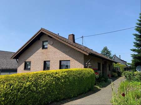 Einfamilienhaus in 57520 Kausen mit 242m² kaufen
