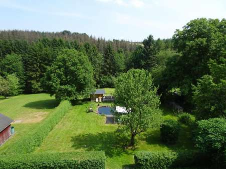 Blick aufs Gartengrundstück Blick aufs Gartengrundstück - Zweifamilienhaus in 57581 Katzwinkel mit 200m² kaufen