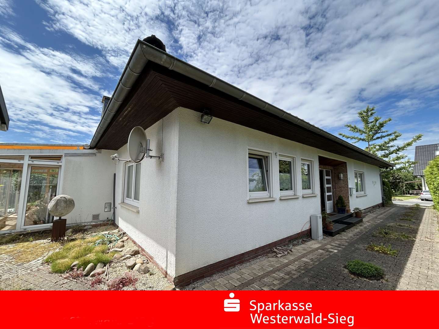 Seitenansicht - Bungalow in 57577 Hamm mit 155m² kaufen