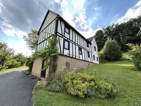 Straßenansicht Straßenansicht - Einfamilienhaus in 57587 Birken-Honigsessen mit 120m² kaufen