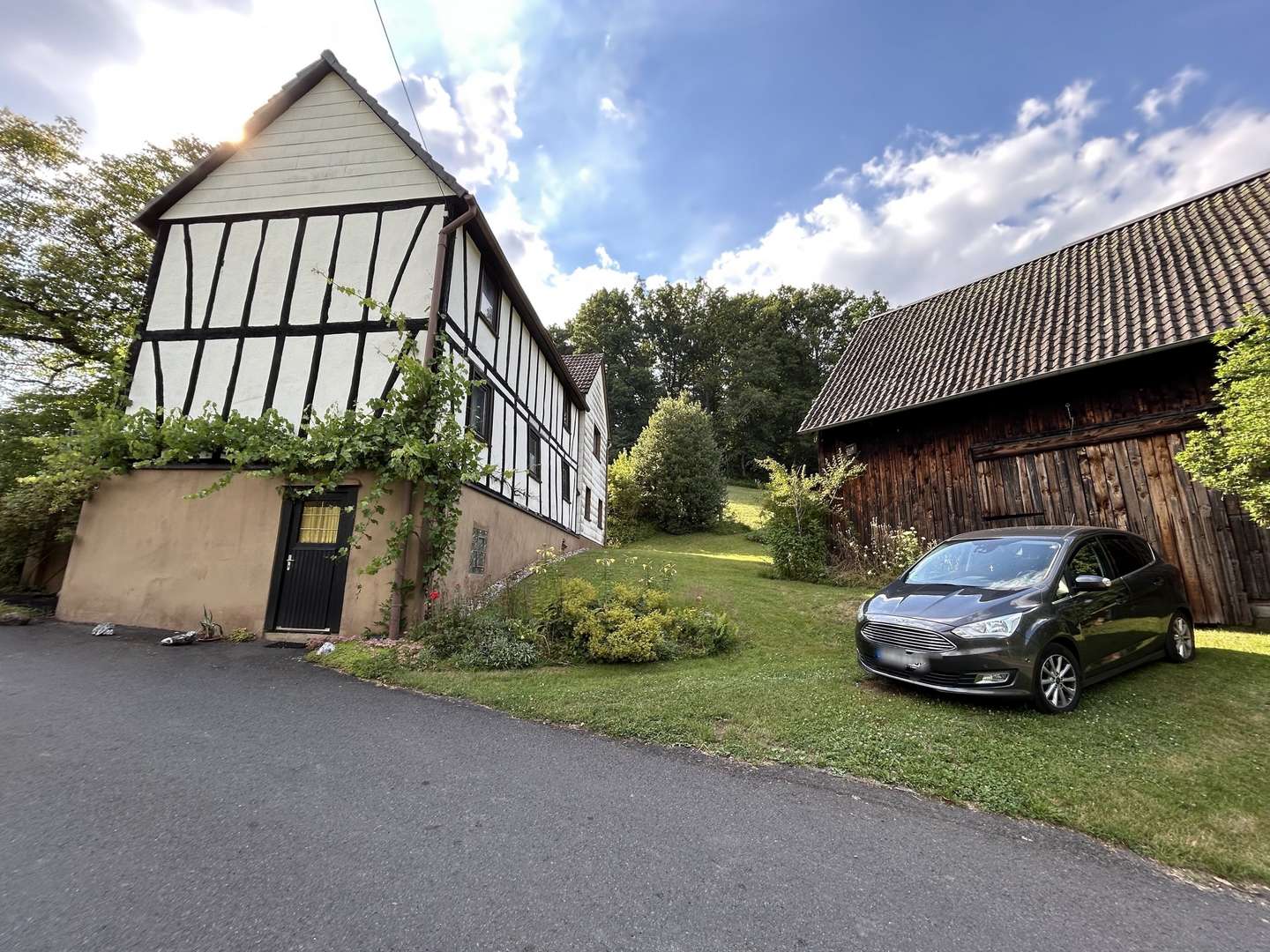 Straßenansicht Straßenansicht - Einfamilienhaus in 57587 Birken-Honigsessen mit 120m² kaufen