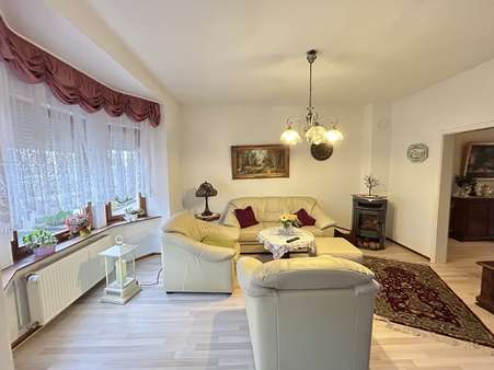 Wohnzimmer 1. OG - Zweifamilienhaus in 57537 Wissen mit 198m² kaufen