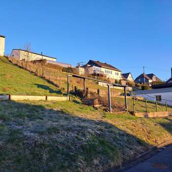 null - Grundstück in 57586 Weitefeld mit 1325m² kaufen