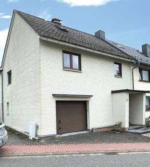 null - Doppelhaushälfte in 57580 Gebhardshain mit 169m² kaufen