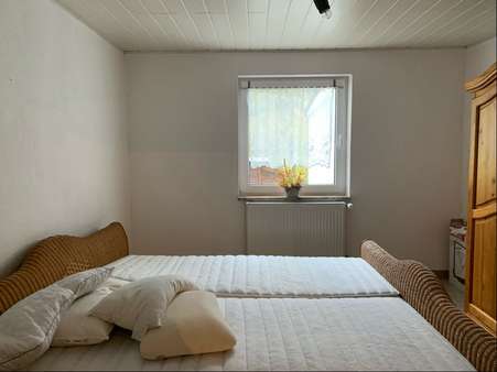 Schlafzimmer EG - Doppelhaushälfte in 57520 Steinebach mit 94m² kaufen