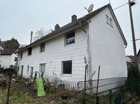 Rückansicht - Einfamilienhaus in 57638 Schöneberg mit 164m² kaufen