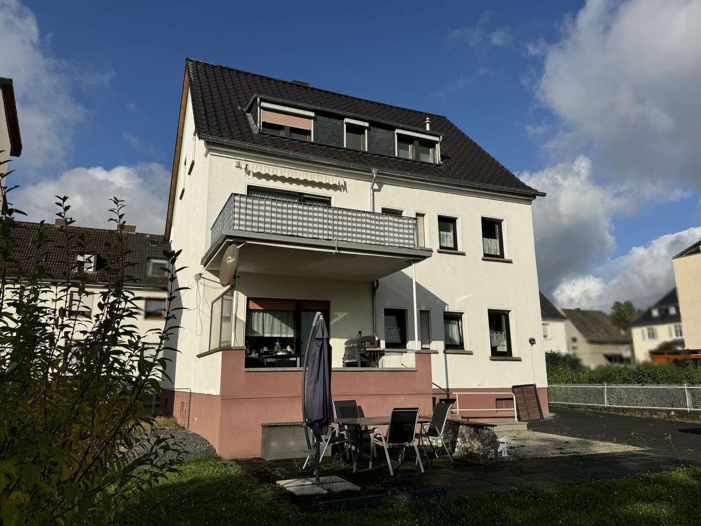 Hausansicht - Mehrfamilienhaus in 56564 Neuwied mit 200m² kaufen