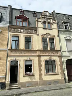 Kapitalanlage mit Potenzial! 3-Familienhaus in NR-Heddesdorf!