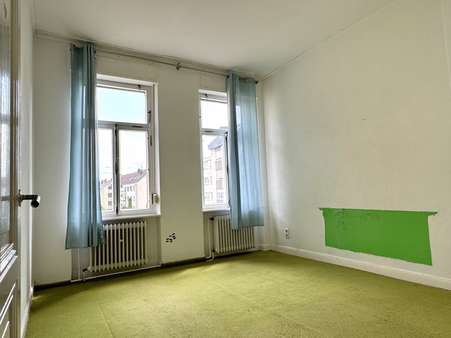 Schlafzimmer 1. OG  - Mehrfamilienhaus in 56564 Neuwied mit 145m² kaufen