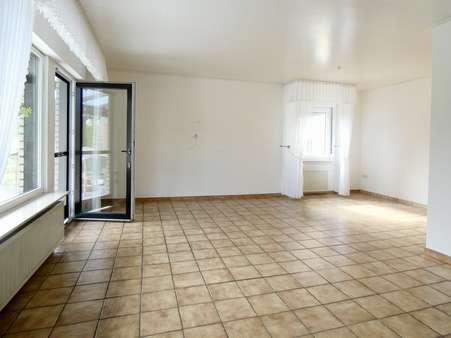 Wohn- und Essbereich - Einfamilienhaus in 56269 Marienhausen mit 169m² kaufen
