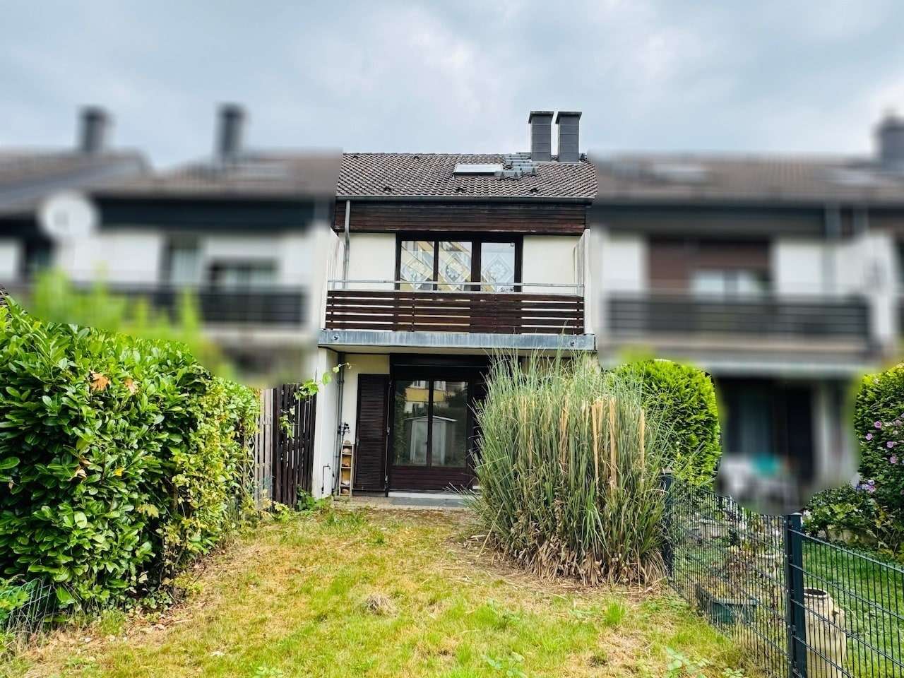 Hausansicht - Reihenmittelhaus in 53119 Bonn mit 119m² kaufen