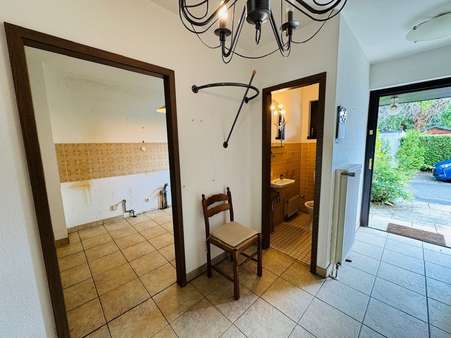 Diele - Reihenmittelhaus in 53119 Bonn mit 119m² kaufen