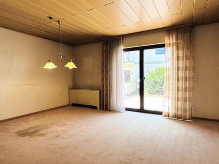 Wohnzimmer Wohnzimmer - Zweifamilienhaus in 56566 Neuwied mit 173m² kaufen