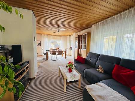 Wohnzimmer - Einfamilienhaus in 56579 Rengsdorf mit 112m² kaufen