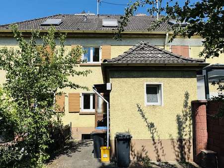 Rückseite Rückseite - Reihenmittelhaus in 56170 Bendorf mit 100m² kaufen