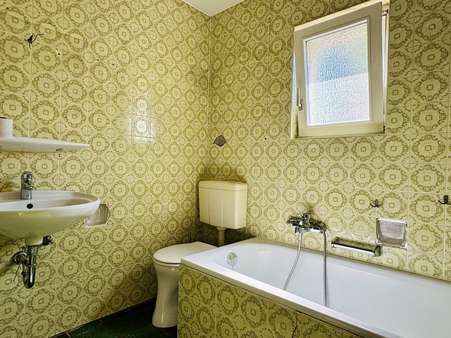 Badezimmer Erdgeschoss Badezimmer Erdgeschoss - Reihenmittelhaus in 56170 Bendorf mit 100m² kaufen