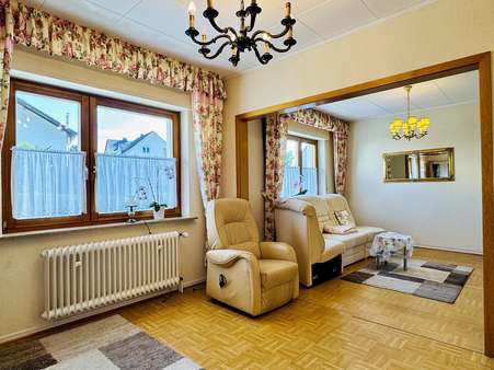 Wohnzimmer Wohnzimmer - Einfamilienhaus in 56567 Neuwied mit 169m² kaufen