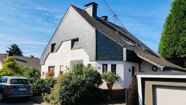 Hausansicht - Einfamilienhaus in 56579 Hardert mit 200m² kaufen