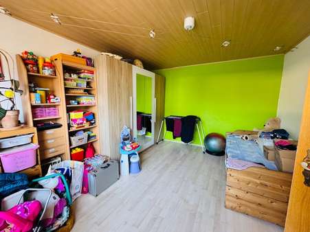Kinderzimmer Hinterhaus Kinderzimmer Hinterhaus - Zweifamilienhaus in 56566 Neuwied mit 210m² kaufen
