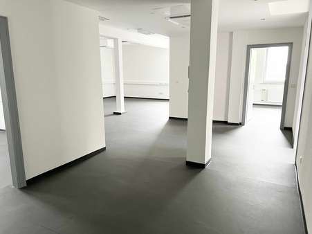 Eingangsbereich - Büro in 56077 Koblenz mit 139m² mieten