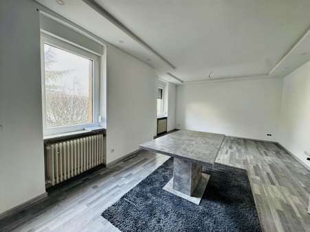 Wohnzimmer, Erdgeschoss - Einfamilienhaus in 56645 Nickenich mit 165m² kaufen