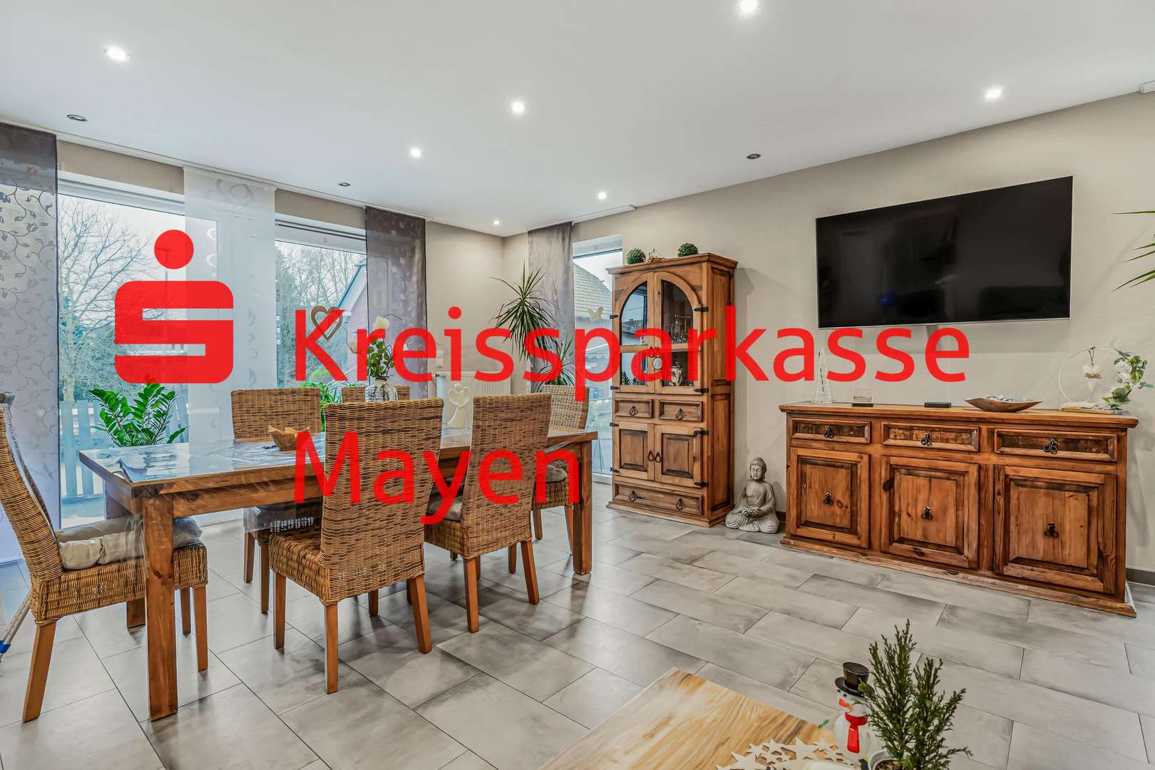 Wohn- und Essbereich Wohn- und Essbereich - Bungalow in 56745 Bell mit 130m² kaufen