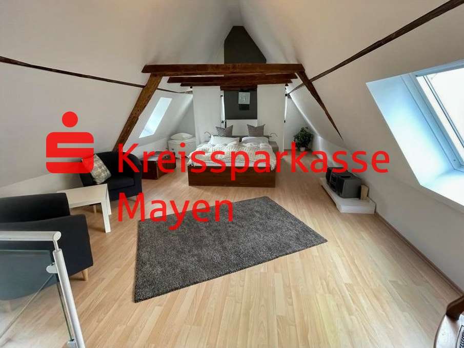 Schlafzimmer - Einfamilienhaus in 56332 Hatzenport mit 157m² kaufen